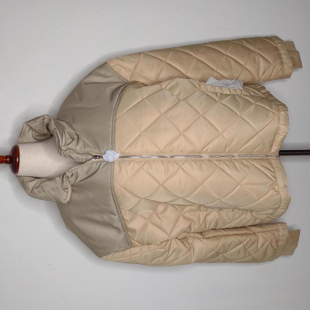 NWT WeWoreWhat Women's Sage/Beige/Quilted Puffer Coat Size Medium